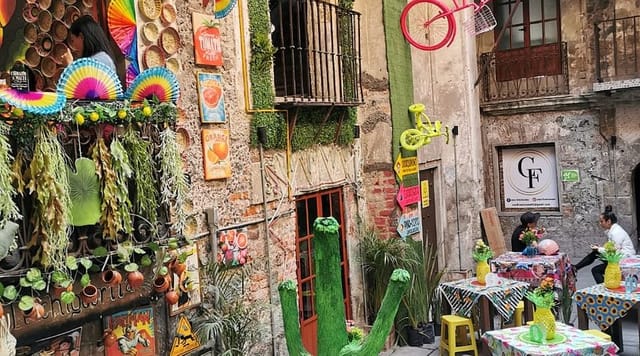 Oxaqueñisimo at Casa Franciscana: vibrant, maximalist event space for off-site receptions.