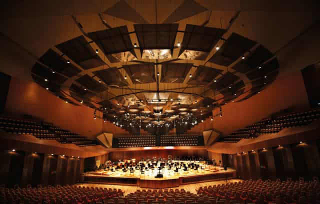 Música UNAM auditorium featuring acoustic design for keynote presentations and awards ceremonies.