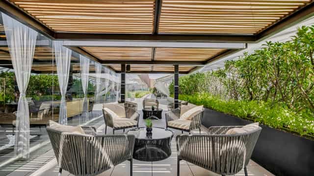 Fiesta Americana Satélite outdoor lounge for sophisticated VIP receptions and business events.