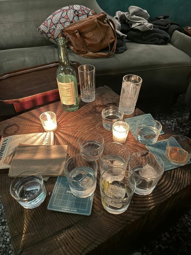 Cocktail bar