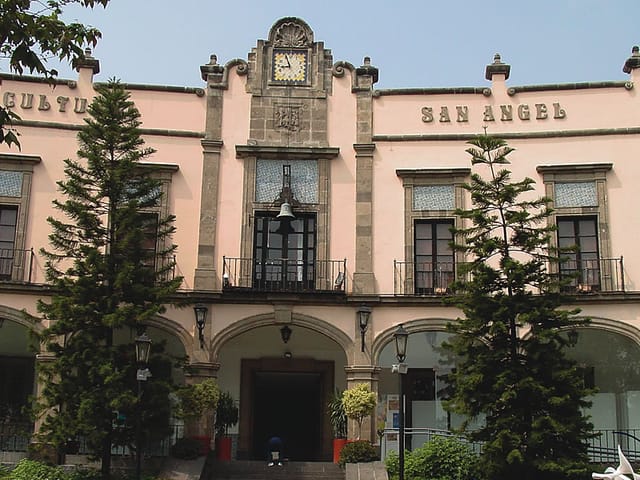 Alianza Francesa San Ángel: Historic heritage venue for corporate receptions and cultural events.