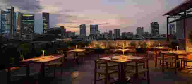 Contempo Queen Terraza