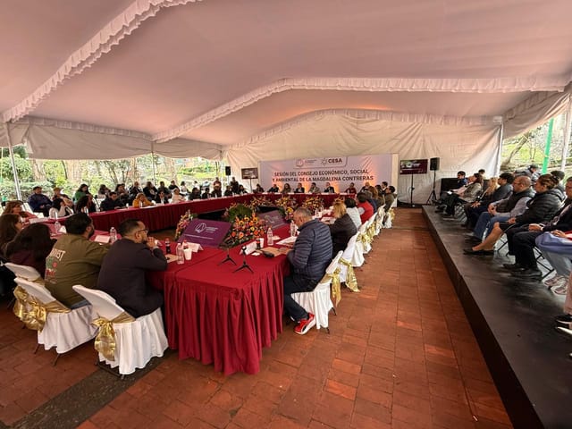 U-shaped plenary session at Magdalena Contreras Cultural Forum for corporate events and workshops.