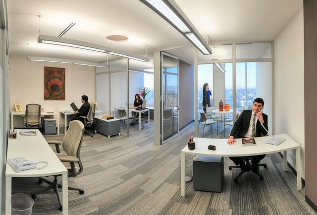 Modern meeting room in Napoles, Mexico City for professional executive coaching and team meetings.