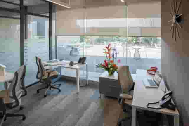 EXECUTIVE ROOM