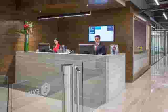 EXECUTIVE ROOM