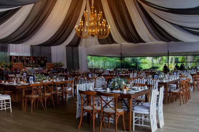 Banquet hall