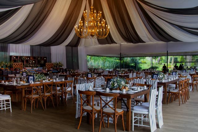 Banquet hall
