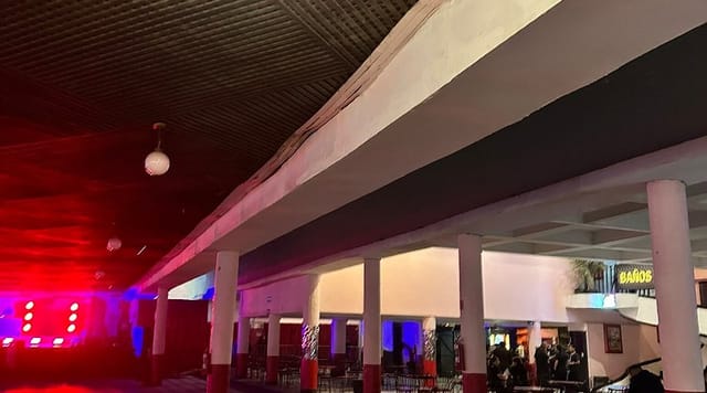 Industrial event venue in Salon Los Angeles with high ceilings, ideal for receptions and galas.