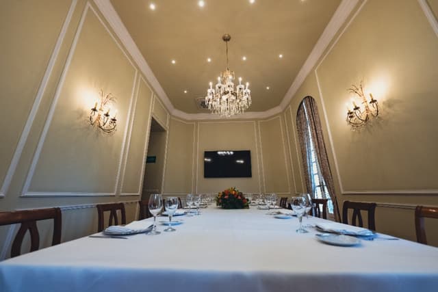 Banquet hall