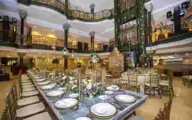Banquet hall