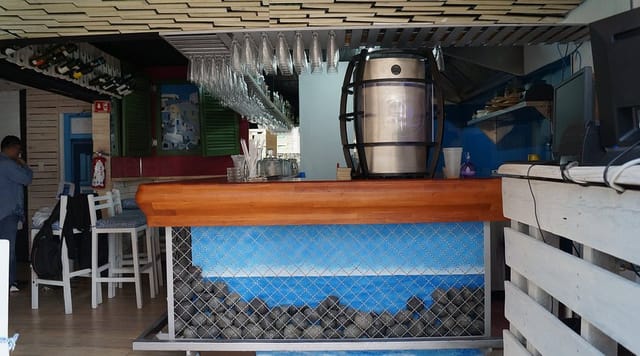 Beach-themed bar at Centenario 107 terraces, ideal for corporate receptions and breakout socials.