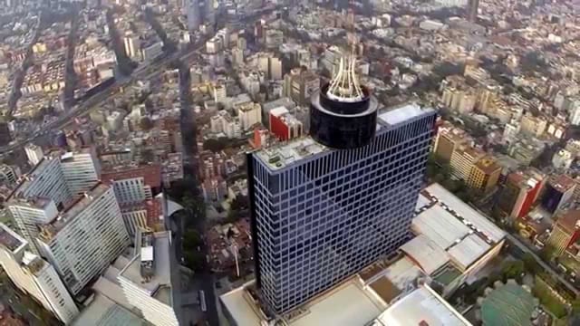Explanada del WTC Mexico: Urban corporate event venue with skyline views for high-profile events.