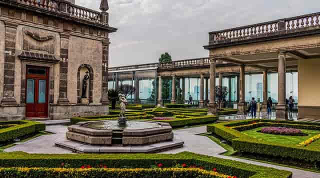 Chapultepec Castle historic venue for upscale cocktail receptions and elegant gala dinners.