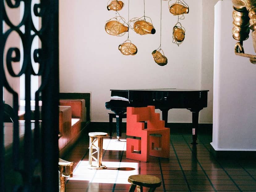 Boutique Galería MASA art gallery lounge for VIP networking receptions and events.