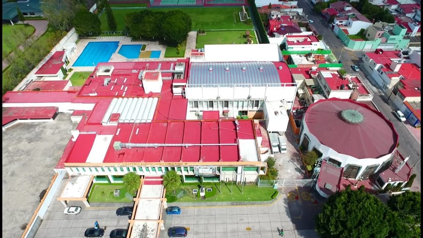 Centro Libanés circular banquet hall for corporate retreats and team-building events.