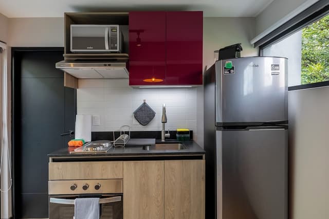 1BR | City Chic Living