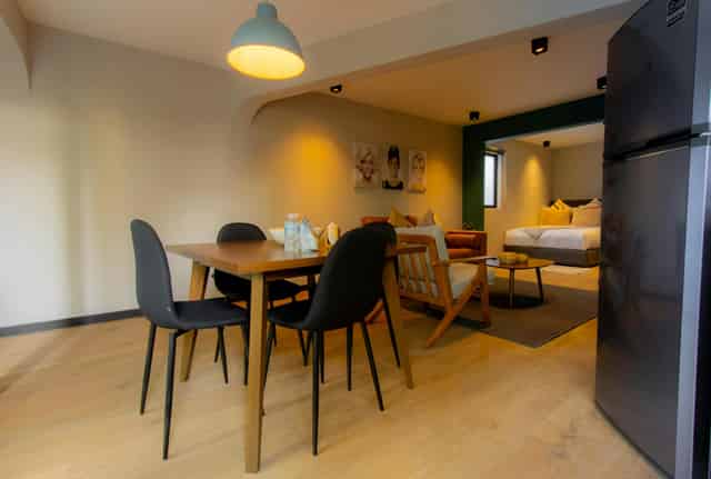 2BR | Skyline Views