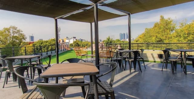 1BR | Downtown Rooftop Oasis