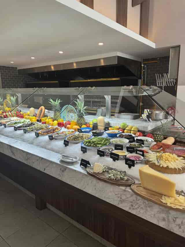 Fogo de Chão Mexico City: Fresh cold buffet station for networking lunch events.