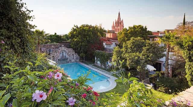 Luxury Andanza courtyard venue at Belmond Casa de Sierra Nevada for boutique weddings and retreats.