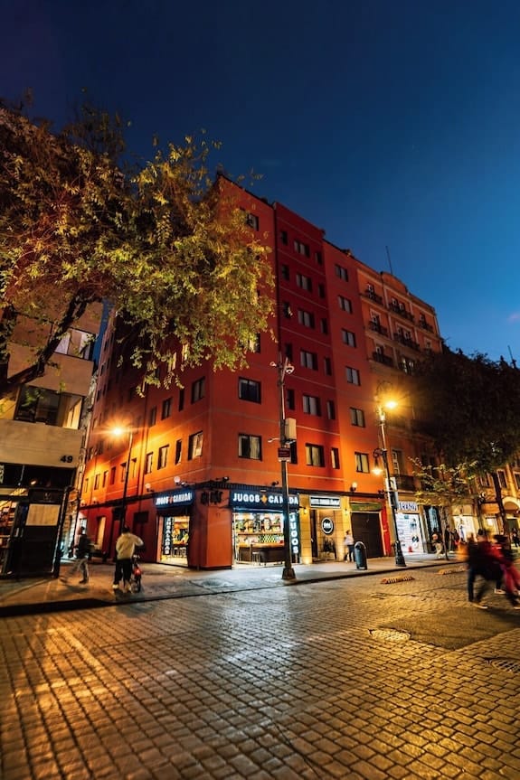 Boutique hotel rooftop in Canada, ideal for corporate retreats and business off-site meetings.