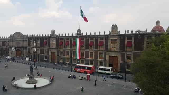 Historic Mexico City restaurant venue for corporate event receptions and keynote photography.