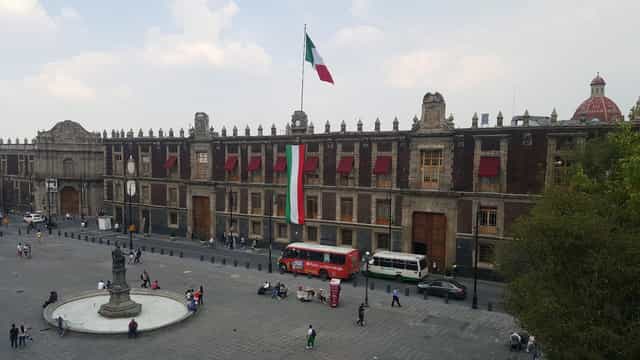 Historic Mexico City restaurant venue for corporate event receptions and keynote photography.