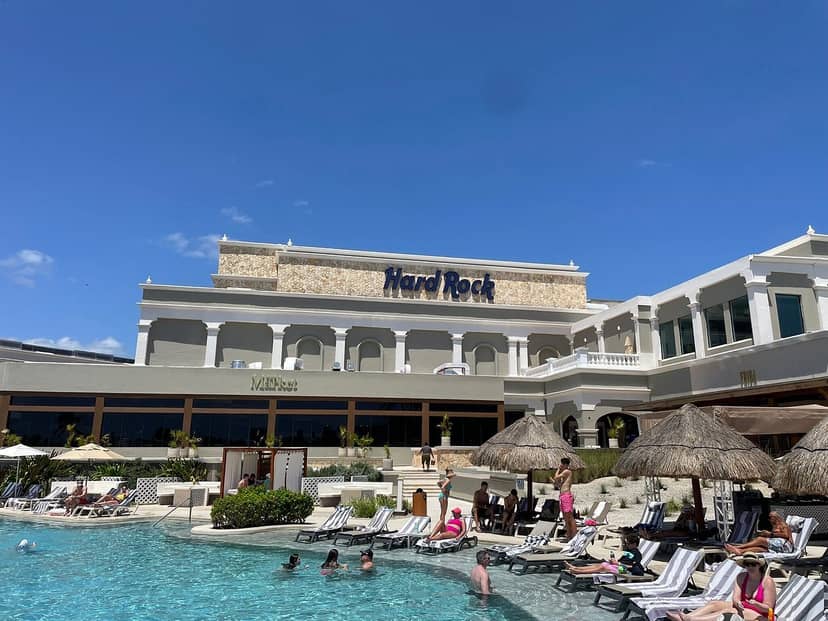 Outdoor event space at Hard Rock Riviera Maya: poolside incentive travel and corporate networking.