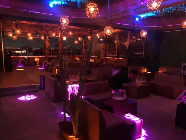 Upper bar area