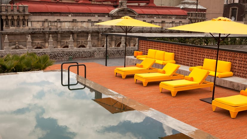 Rooftop bar at Downtown Mexico Hotel, ideal for VIP incentives and corporate cocktail receptions.