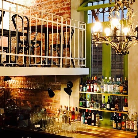Bar