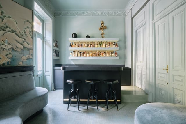 High-end lounge in Rosetta for executive receptions and boutique networking events.