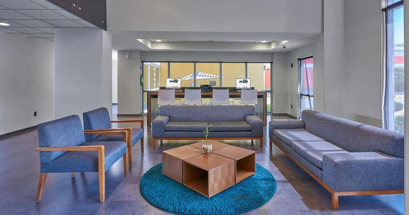 City Express Marriott Mexico City pre-function area for business networking and corporate events.