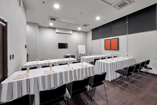 Sala de juntas 2