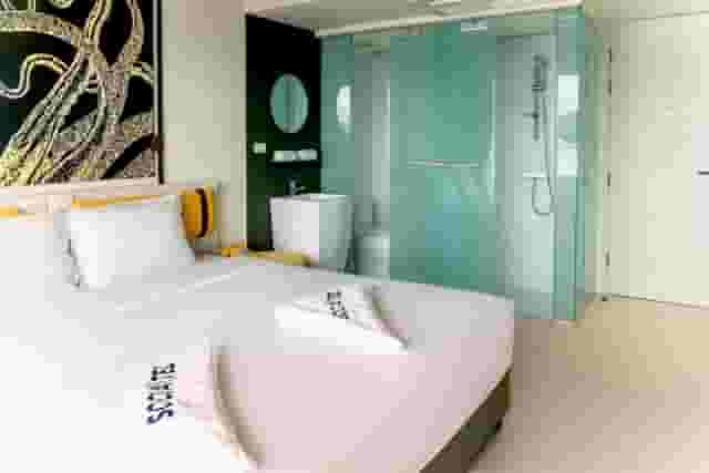 Chic Rooms