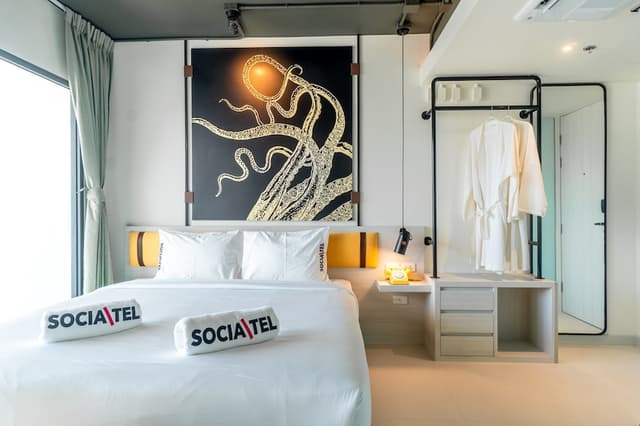 Chic Rooms