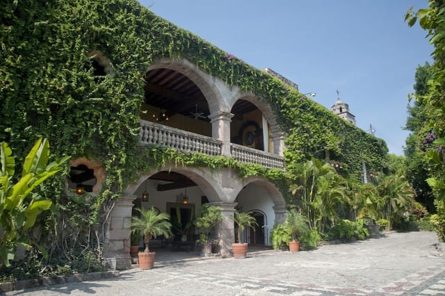 Hacienda San Gabriel historic venue for upscale incentive retreats and boutique weddings.