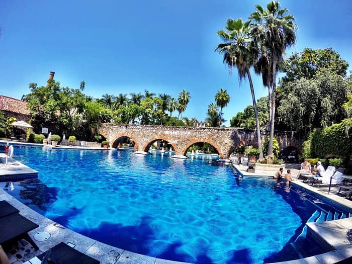 El Restaurante at Hotel Hacienda Vista Hermosa: historic outdoor venue for corporate events.