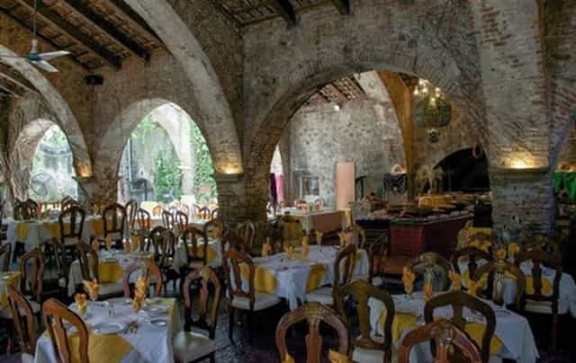 Rustic restaurant at Hacienda Vista Hermosa, arched venue for intimate events and weddings.