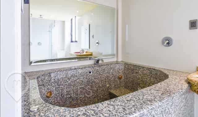 Motel – Habitación Jacuzzi