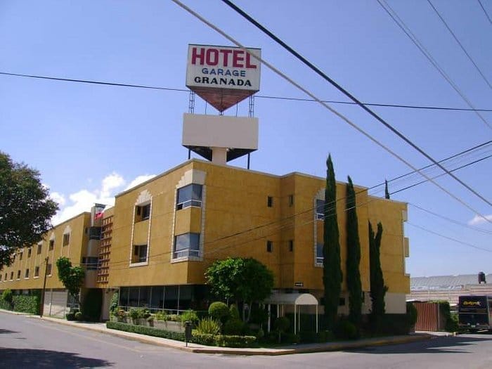 Exterior of Hotel Granada budget roadside property for casual travel and social events.