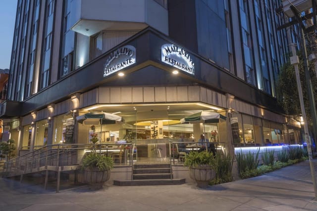 Stanza Hotel restaurant with modern curb appeal for corporate dinners and networking events.