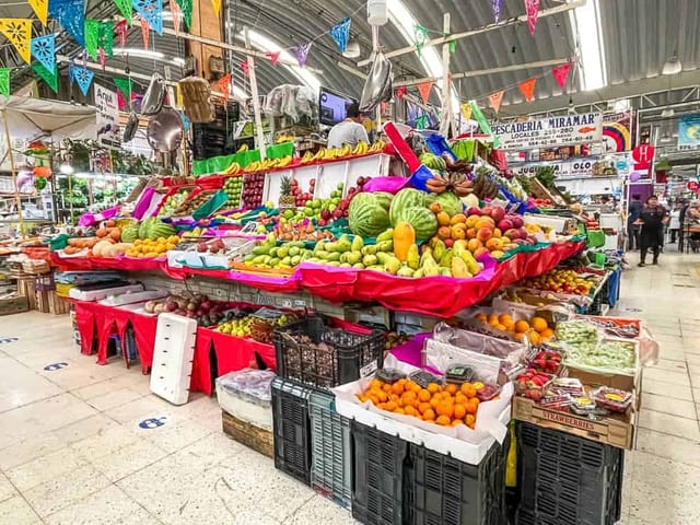 Mercado Jardín Balbuena: Vibrant local market venue for culinary incentive and farm-to-table events.