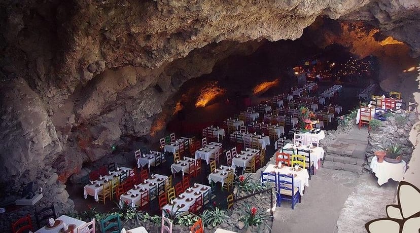 La Gruta Restaurant: experiential cave dining venue for unique corporate events.