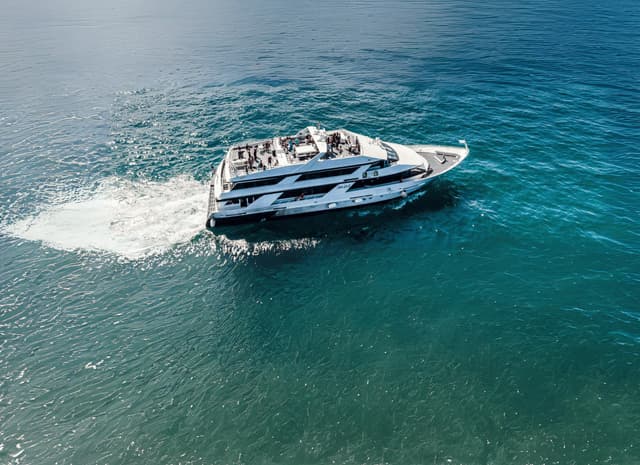 Anita Dee Yacht Charters