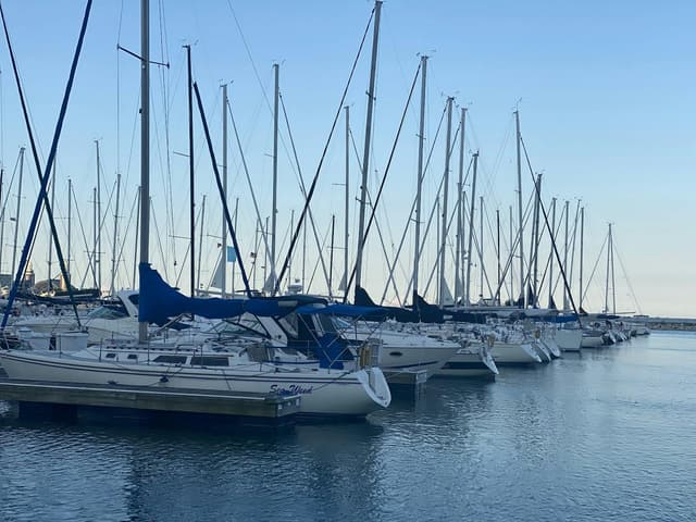 Anita Dee Yacht Charters