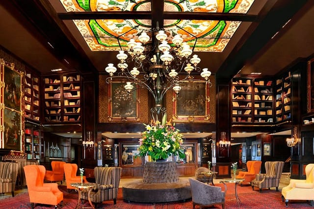 Sophisticated Hotel Habita business center for VIP receptions and executive networking events.