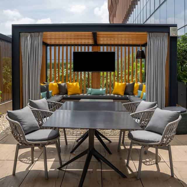 Stelaris Cocktail Lounge