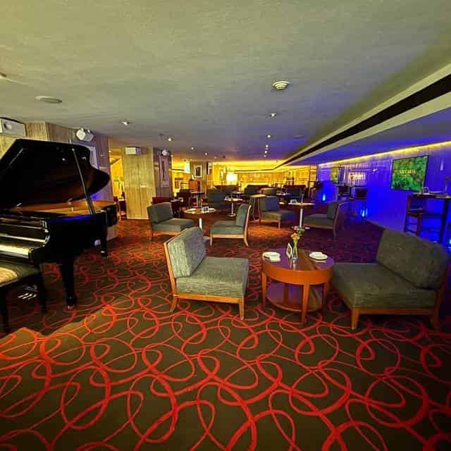 Stelaris Cocktail Lounge